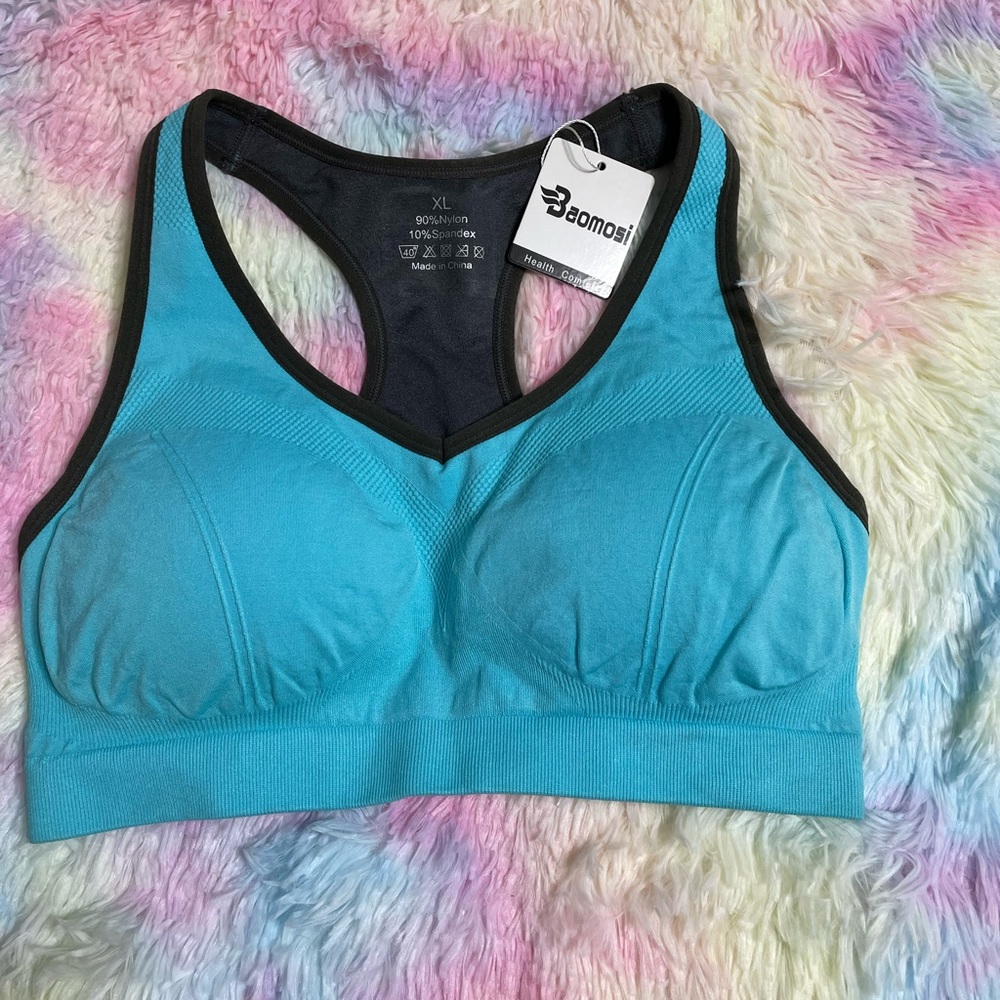 woman sport bra - Picture 1 of 7